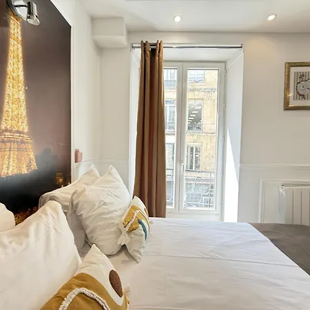 65-French Cancan St Denis-3